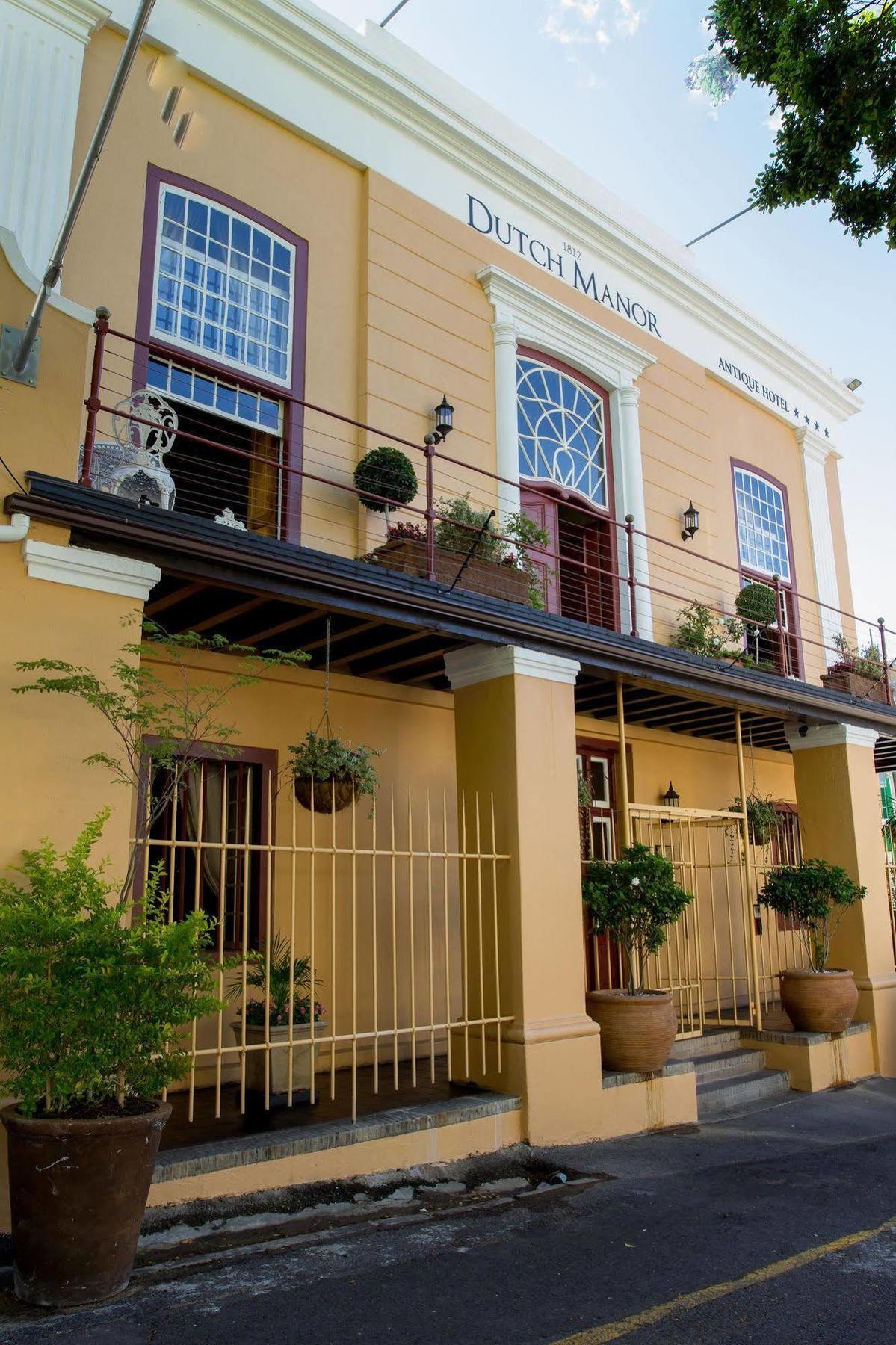 Dutch Manor Antique Hotel เคปทาวน์ ภายนอก รูปภาพ